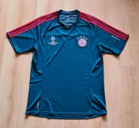 Adidas FC Bayern München Champions League Trainingsshirt Gr:M Top Niedersachsen - Esens Vorschau