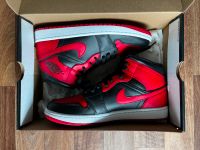 Nike Air Jordan 1 Mid Banned 2020 Red Black Gr. 43 NEU Bielefeld - Bielefeld (Innenstadt) Vorschau