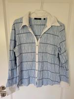 Bluse Hemd blau Krepp 44 Verse gestreift weiß oberteil Nordrhein-Westfalen - Velbert Vorschau