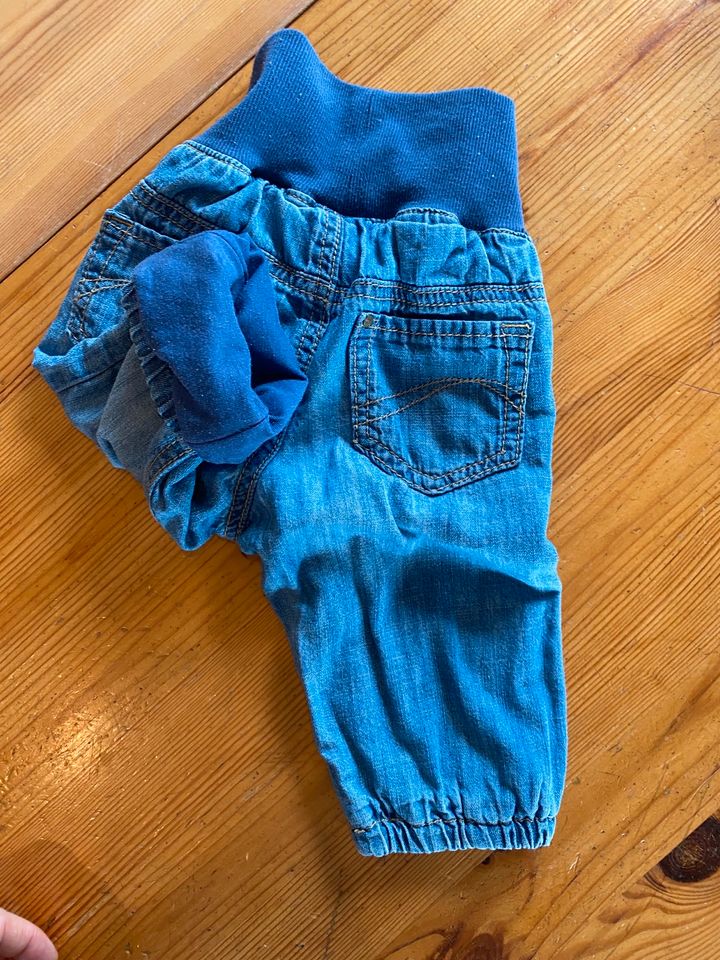 Baby Jeans H&M 62 gefüttert Hose in Keltern