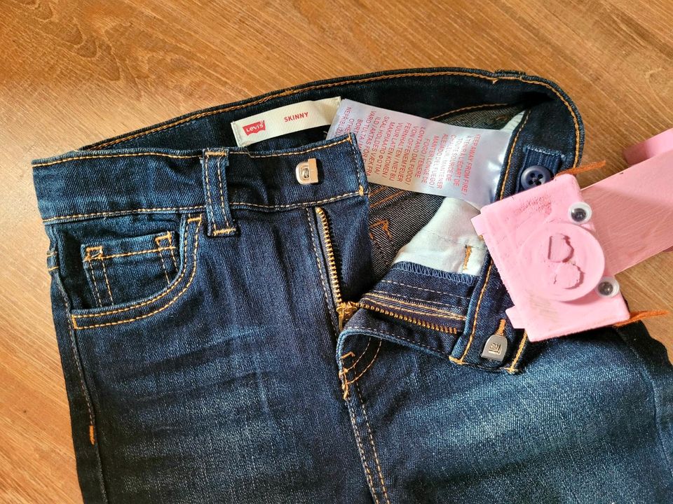 Ungetragen: LEVIS Skinny Jeans, Größe 36 Monate in Heidesee