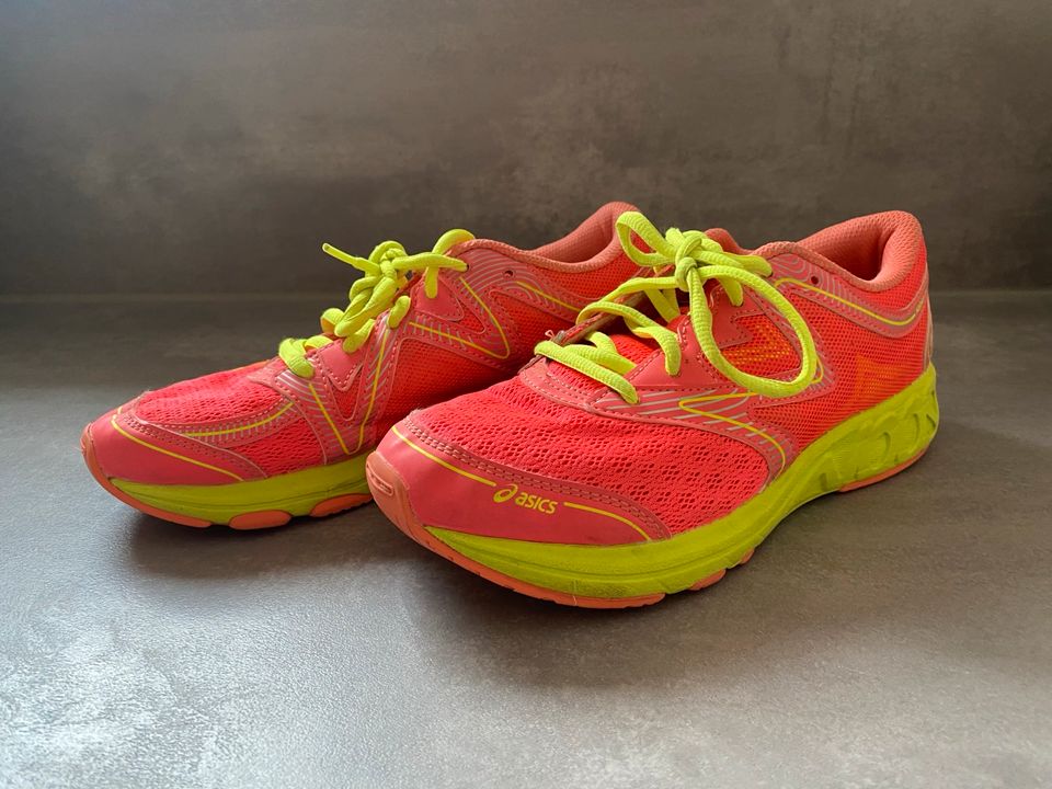 ASICS Noosa Laufschuhe Gr. 36 neon in Alfdorf