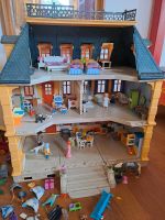 Nostalgisches großes Playmobil Haus , Menschen, Tiere, vers. Sets Bayern - Bad Heilbrunn Vorschau