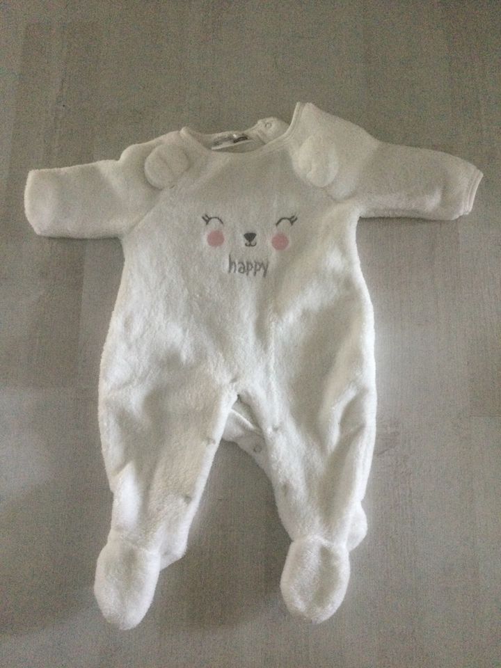 Plüschiger Babystrampler von Ergee in Oberhausen a.d. Donau