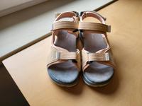 Gr 38 Sandalen Leder Lachs Rose Klett  Neu Bochum - Bochum-Süd Vorschau