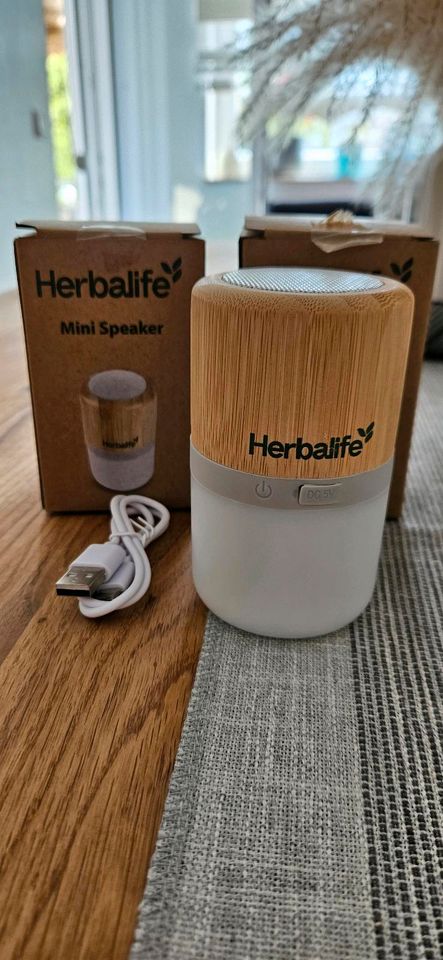Herbalife 2x Mini speaker Lautsprecher + portable Blender Neu in Neuss