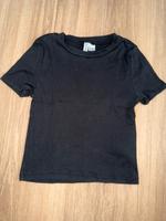 cropped tshirt in schwarz Hessen - Schlitz Vorschau