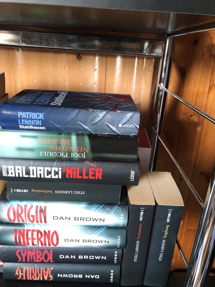 4 Thriller (Bücher) für 3€ - Bücherbox Thriller (Fitzek, Brown) in Ratingen