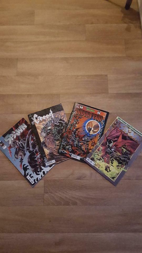 4 Comics Spawn und Creeert in Berlin