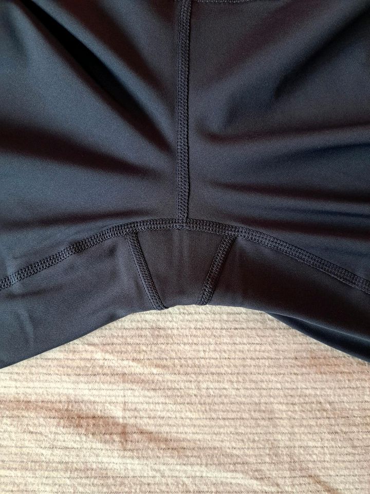 Sportleggings Tchibo NEU (Preis inkl. Versand) in Friesenheim