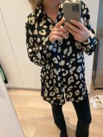 Zara Bluse schwarz weiß xs leoprint fließend Bielefeld - Bielefeld (Innenstadt) Vorschau