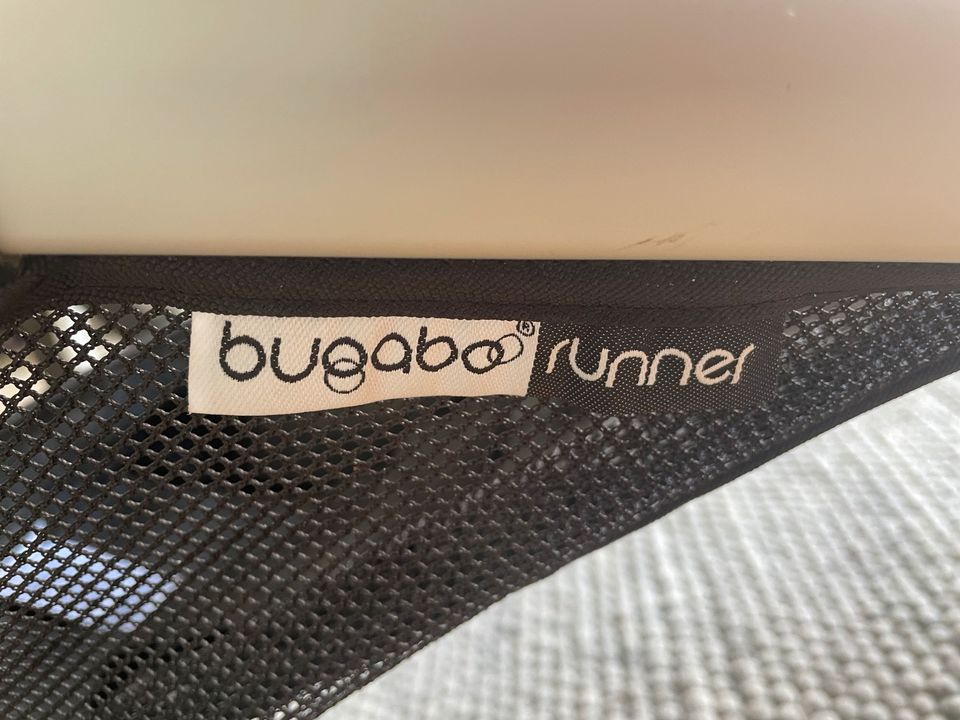 Bugaboo /Runner Base/ Jogger/ schwarz/ Silber/Laufbuggy in Hamburg