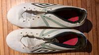 Fußballschuhe für Mädchen Gr. EU/34 ohne Schnürsenkel Niedersachsen - Langenhagen Vorschau