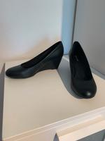 Pumps mit Keilabsatz | Größe 39 Nordrhein-Westfalen - Kalletal Vorschau