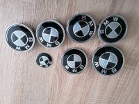 Set:  Schwarz Weiß Carbon Logo Embleme+4Tüllen Nordrhein-Westfalen - Sankt Augustin Vorschau