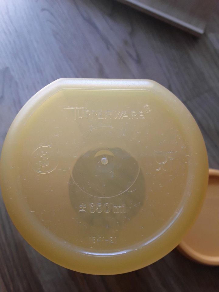 Tupperware runder Behälter gelb neu mit gelben Deckel in Lüdenscheid