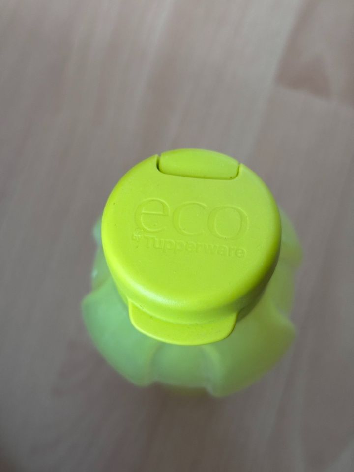 2x Eco Tupperware Trinkflasche in Leverkusen