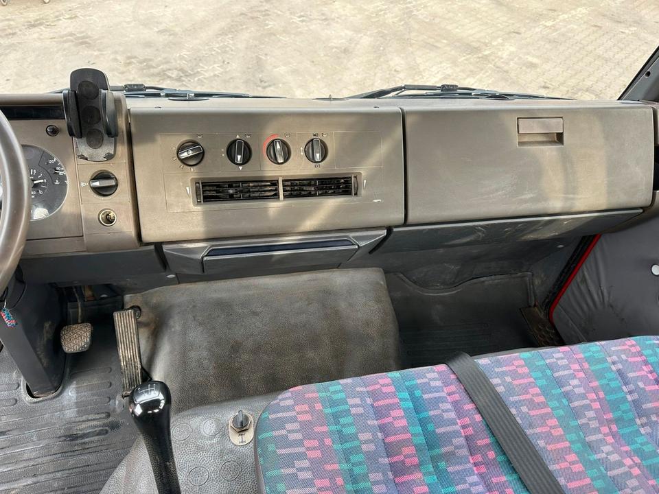 Mercedes-Benz 811*Kran*Rampen*TÜV*1.Hand*Reifen neu*Rostfrei in Großschirma