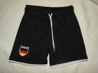 Deutschland Sporthose Shorts Gr. 110 / 116 von H&M Berlin - Hohenschönhausen Vorschau