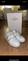 Valentino sneaker nieten Gold weiß Niedersachsen - Wolfsburg Vorschau