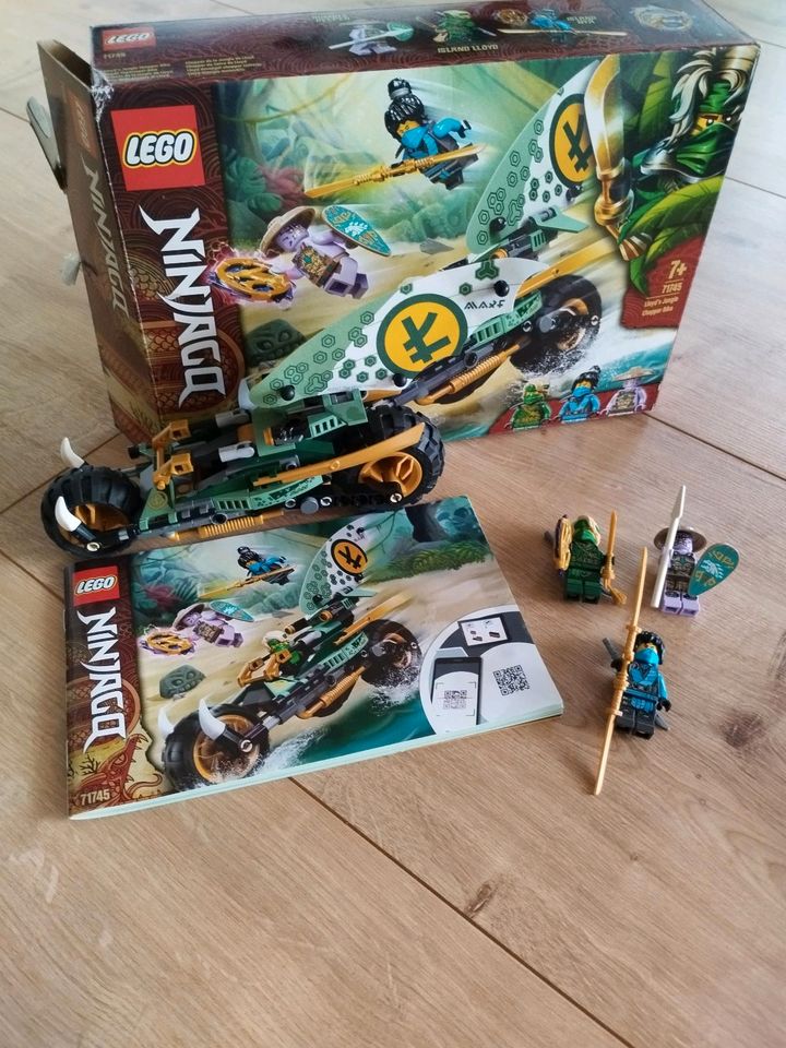 Lego Ninjago 71745 Lloyds Jungle Chopper Bike in Neuhäusel