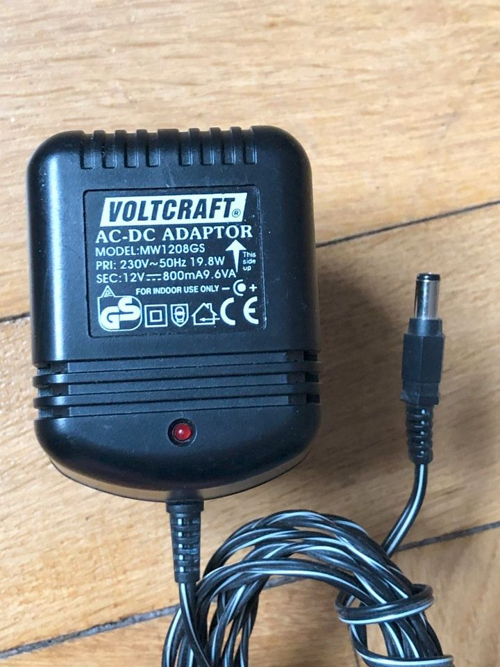 Adapter Ladegerät Netzgerät 12 Volt 800 mA 9,6W VOLTCRAFT in München