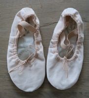 Ballettschläppchen Ballettschuhe Gr. 30 Baden-Württemberg - Ötigheim Vorschau