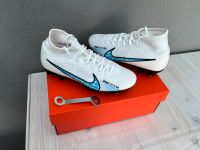 Nike Mercurial Fußballschuhe Eisenstollen Gr.37,5 NEU Nordrhein-Westfalen - Rheda-Wiedenbrück Vorschau