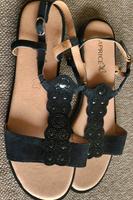 CAPRICE Sandalen Riemchen-Sandalen Leder Soft Fussbett 42 NEU! Nordrhein-Westfalen - Bornheim Vorschau