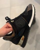 Louis Vuitton Run Away Sneaker Berlin - Tegel Vorschau