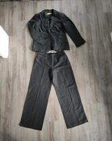 Eleganter Nadelstreifen Anzug,Trend,oversize,Schulterpolster,90er Nordrhein-Westfalen - Breckerfeld Vorschau