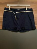 Shorts von Manguun Collection mit Gürtel Größe 44 gebraucht Nordrhein-Westfalen - Rüthen Vorschau