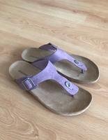 Sandalen/ Zehentreter in Lila Berlin - Zehlendorf Vorschau
