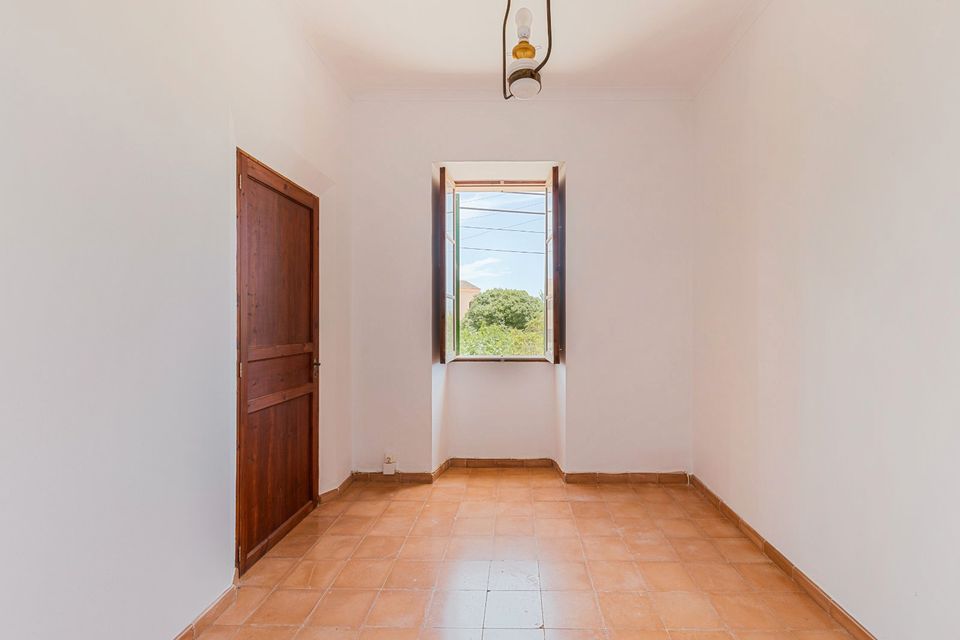 290 m2 Haus in Ses Salines, Mallorca, mit Patio und Garage in München