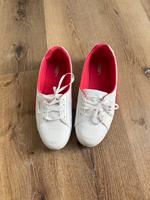 Puma Turnschuhe top Zustand Köln - Porz Vorschau