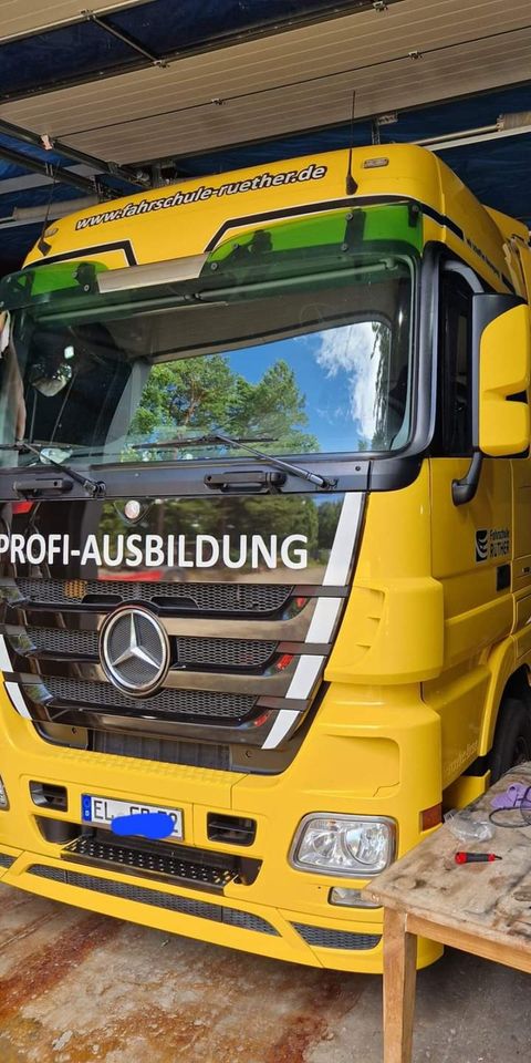 Nutzfahrzeug aufbereitung / leasingruckgabe / LKW Aufbereitung in Lathen