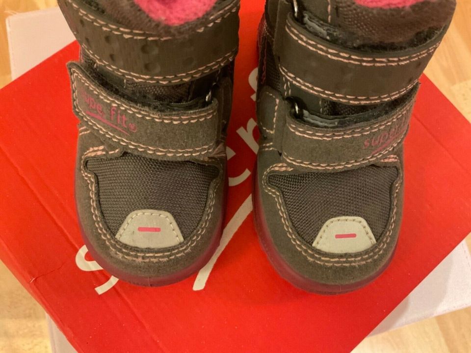 Kinderstiefel von superfit, Größe 21, gut erhalten in Wakendorf II