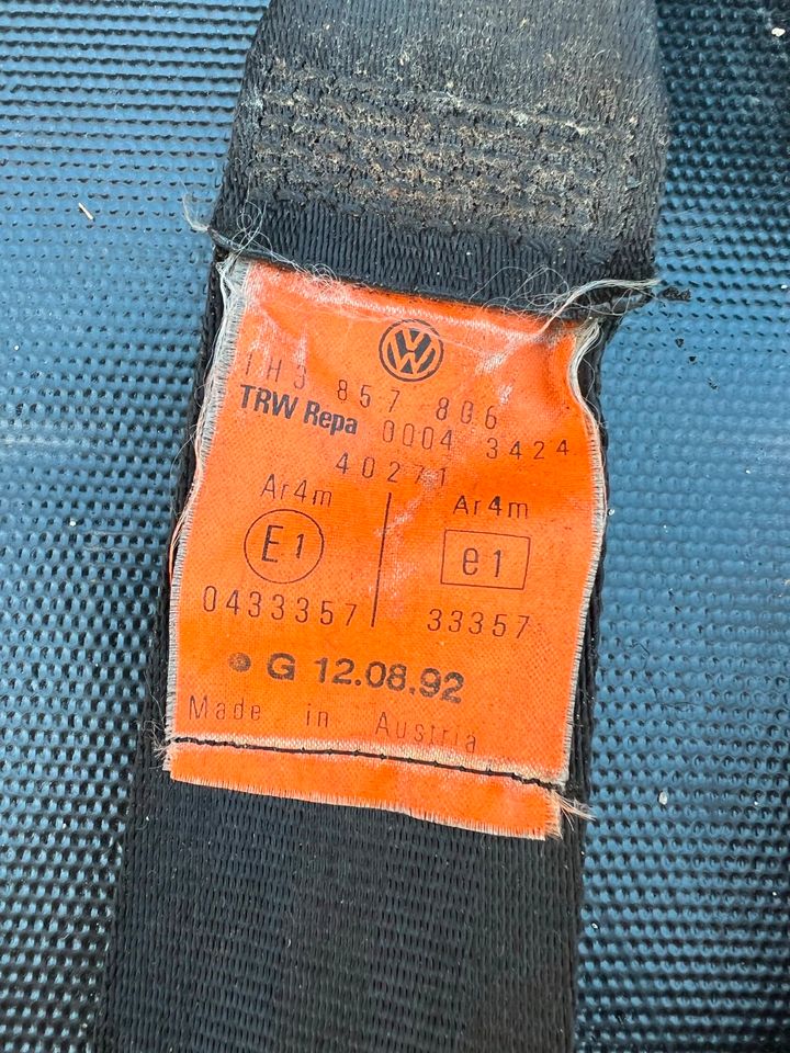 VW Golf 3 VR6 Sicherheitsgurte Anschnaller Gurte 2 türer in Breuberg