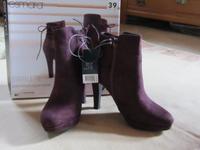 Stiefeletten, Gr. 39, Neu in Originalverpackung, nicht benutzt Niedersachsen - Bad Münder am Deister Vorschau