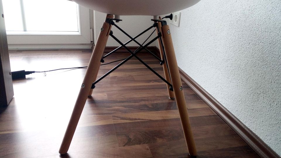 Stuhl Weiß Schale Kunststoff paar Wohnzimmer Küche in Hohenwart