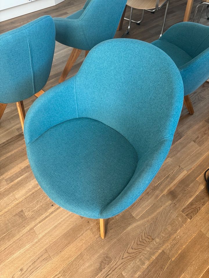 4 Stühle mit Armlehne drehbar in Türkis in Hamburg
