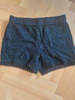 Schwarze kurze Shorts Hessen - Steinbach Vorschau