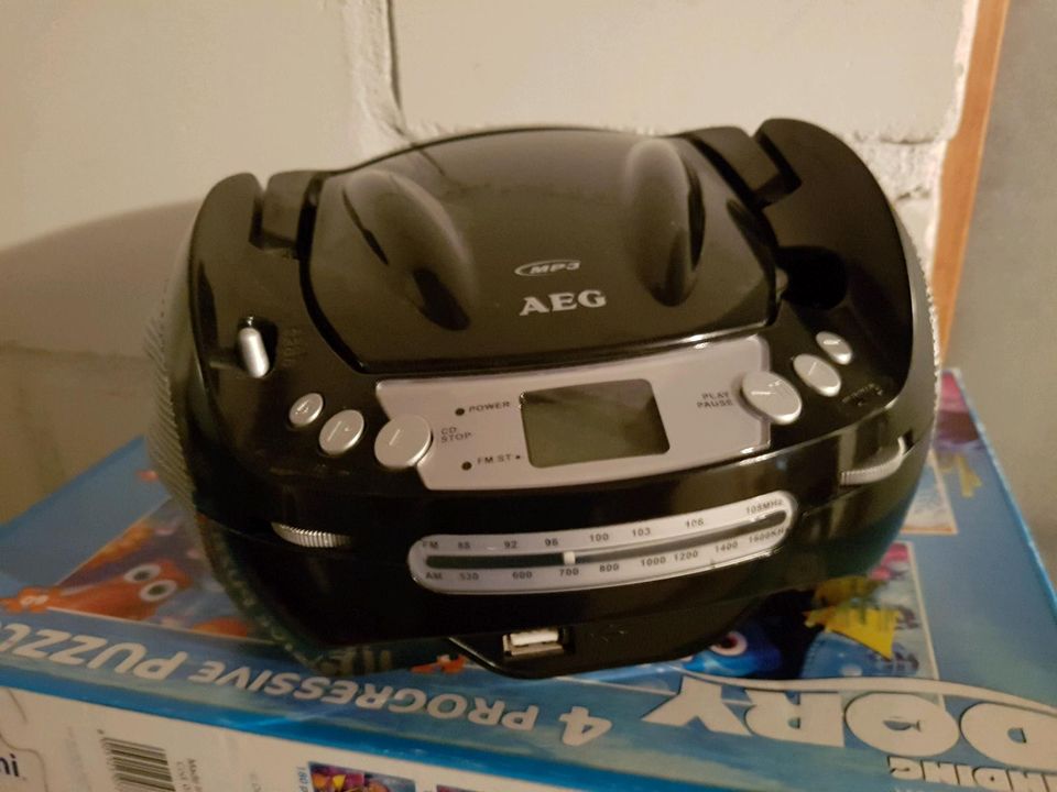 AEG MP3 CD Player Radio ( Defekt , Klein Defekt , kein Sound ) in Dortmund