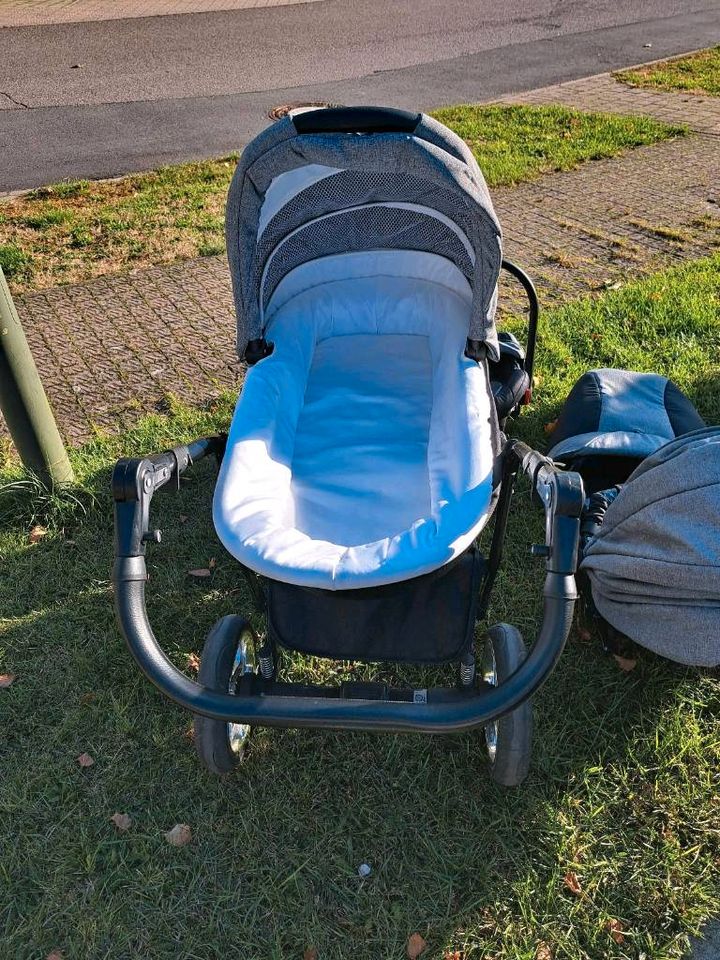 LUXUS Kombi Kinderwagen 4in1 Komplettset-grau/schwarz sehr gut! in Jessen (Elster)