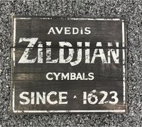 ZILDJIAN Cymbals Avedis Logo Schild aus Holz 32 x 37.5 cm Drums Hessen - Kassel Vorschau