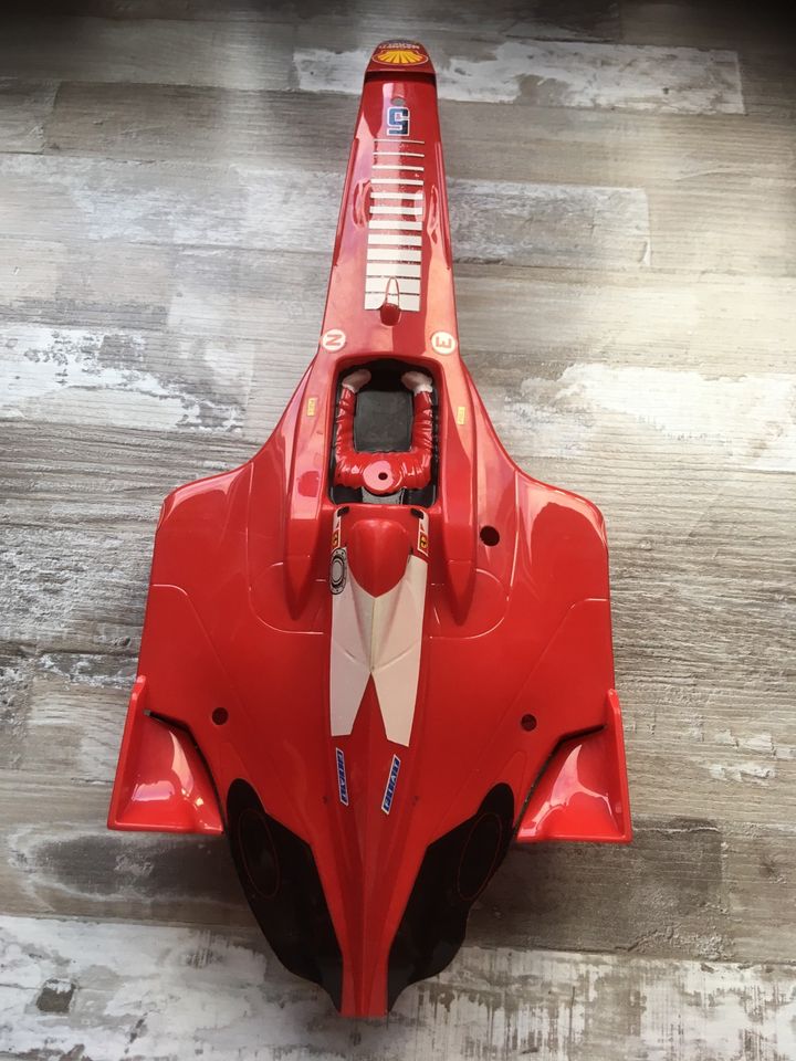 Tamiya Formel Ferrari Karosserie neuwertig in Klingenmünster