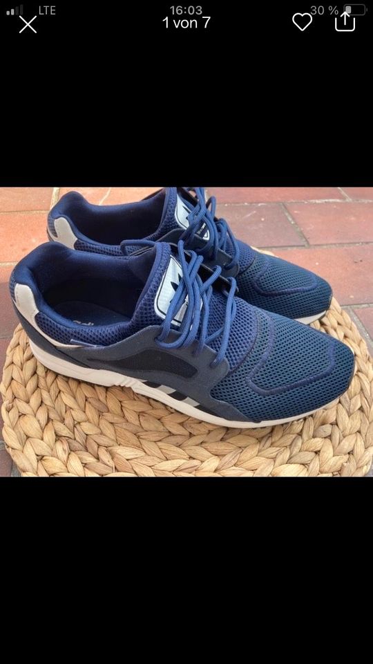 Adidas Racer lite Sneaker blau weiß 44 wie neu in Kevelaer