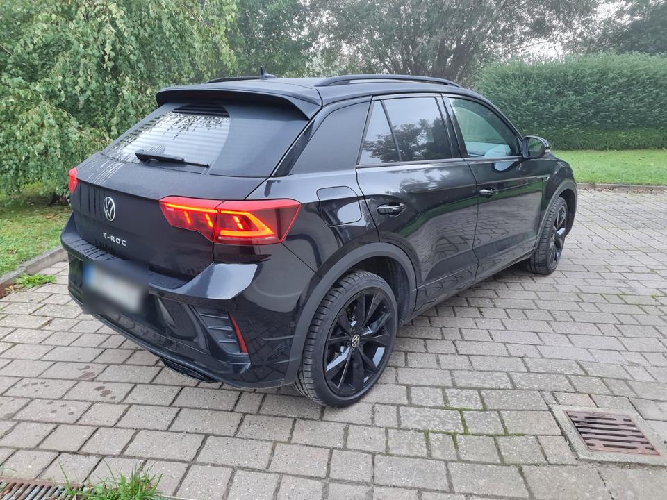 T - Roc R - Line AHK Standheizung Schwarz 1. Hand T Roc in Wolfsburg