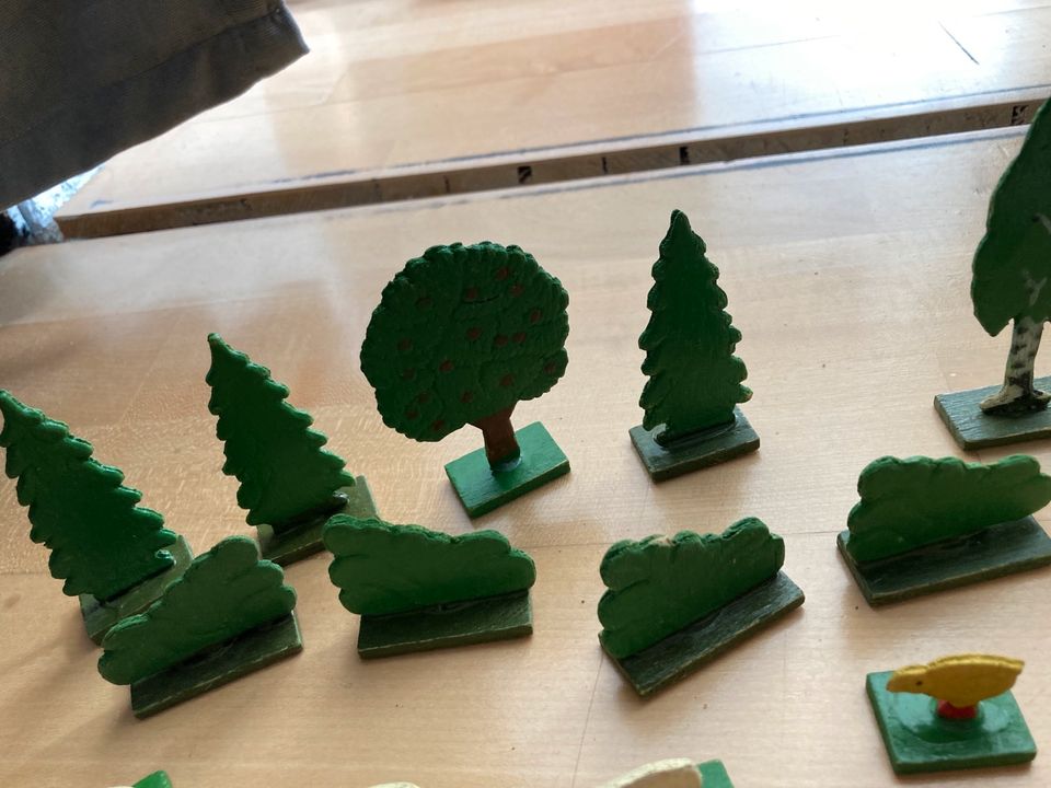 Holzspielzeug holz Figuren Bauernhof Wald Tiere Holz DDR in Nußloch