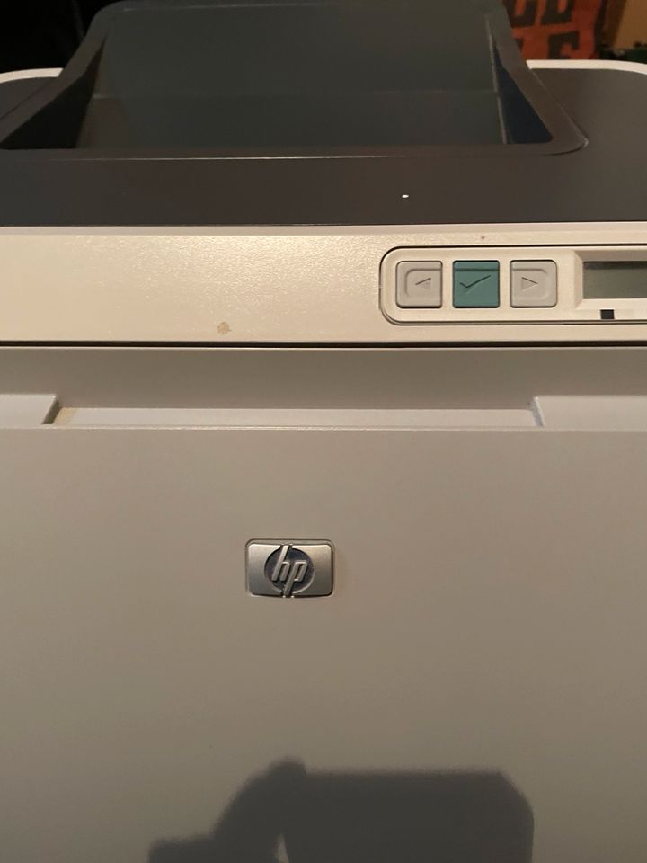 HP Farblaserdrucker 1600 CB373A in Valley